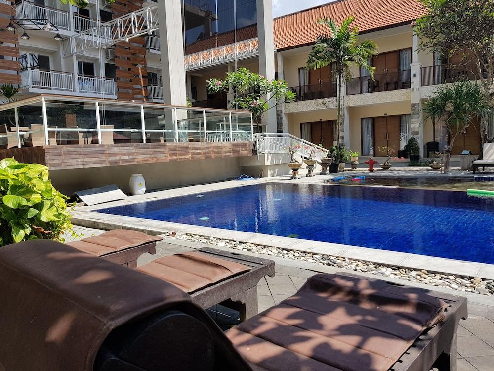 New Garden View Resort Legian  Exterior photo